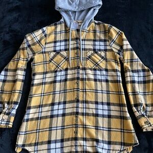 Plaid Yellow and Gray Shirt with Hood - No Boundaries
